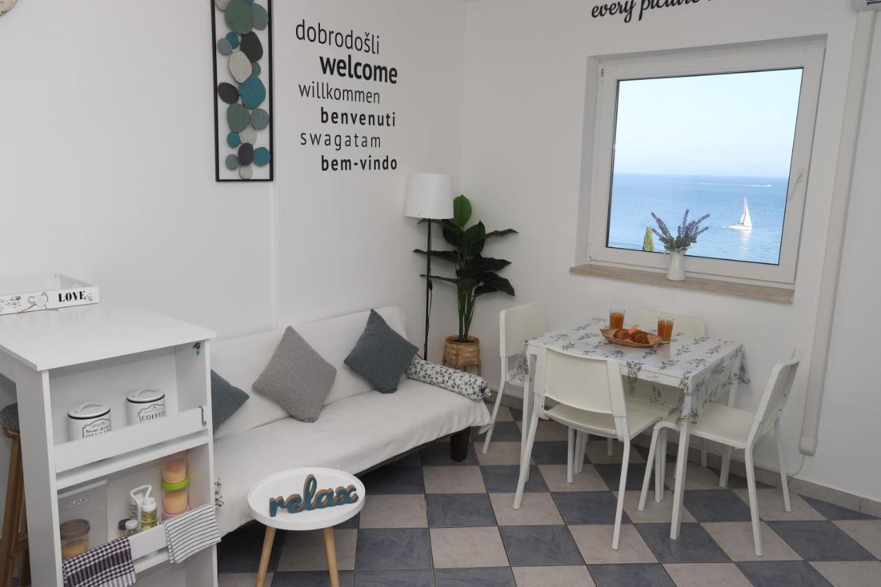 Apartment Relaxing Sea View, Okrug Gornji Exteriör bild